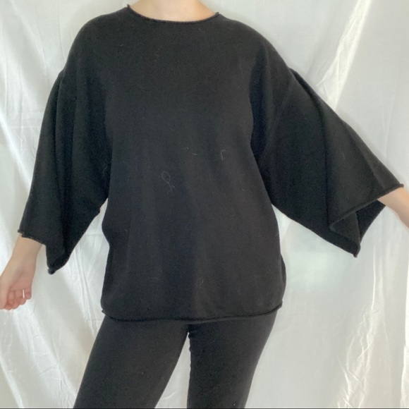 The Territory Ahead Cropped Black Shirt - Picture 4 of 5